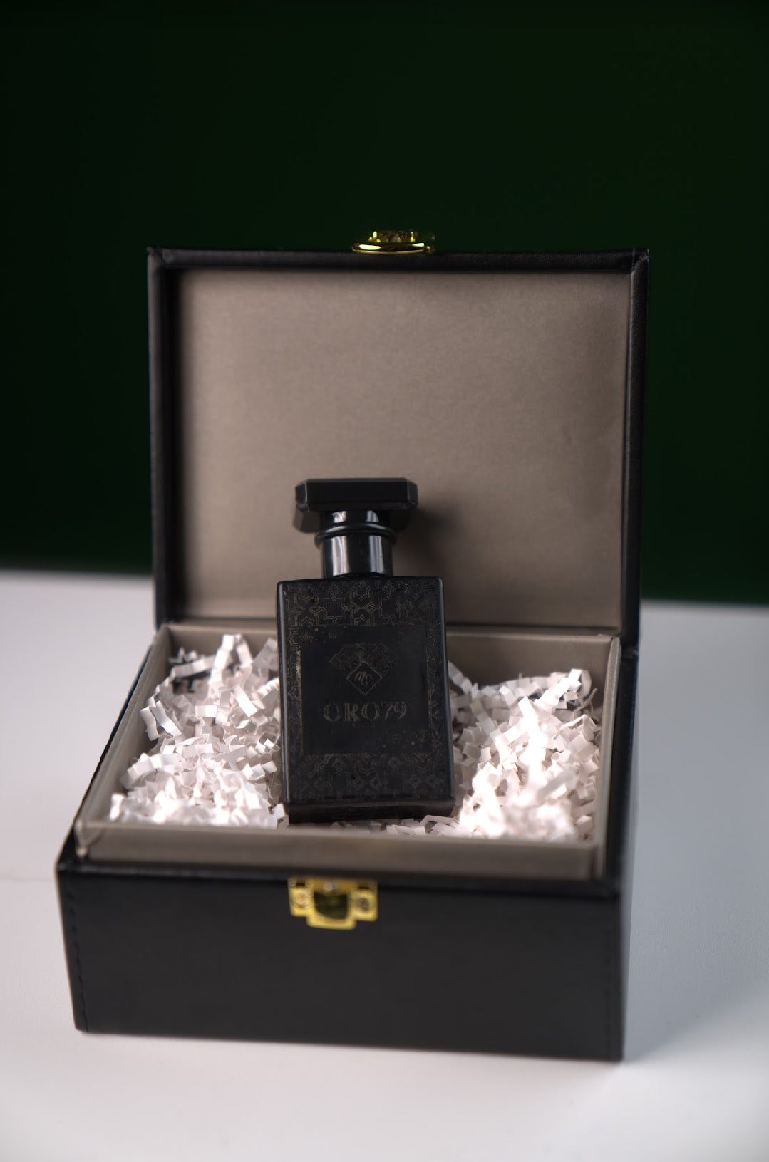 The Rise of Niche Perfumery: Why Luxury Fragrances Are Dominating the Market - Maison Prince Parfums
